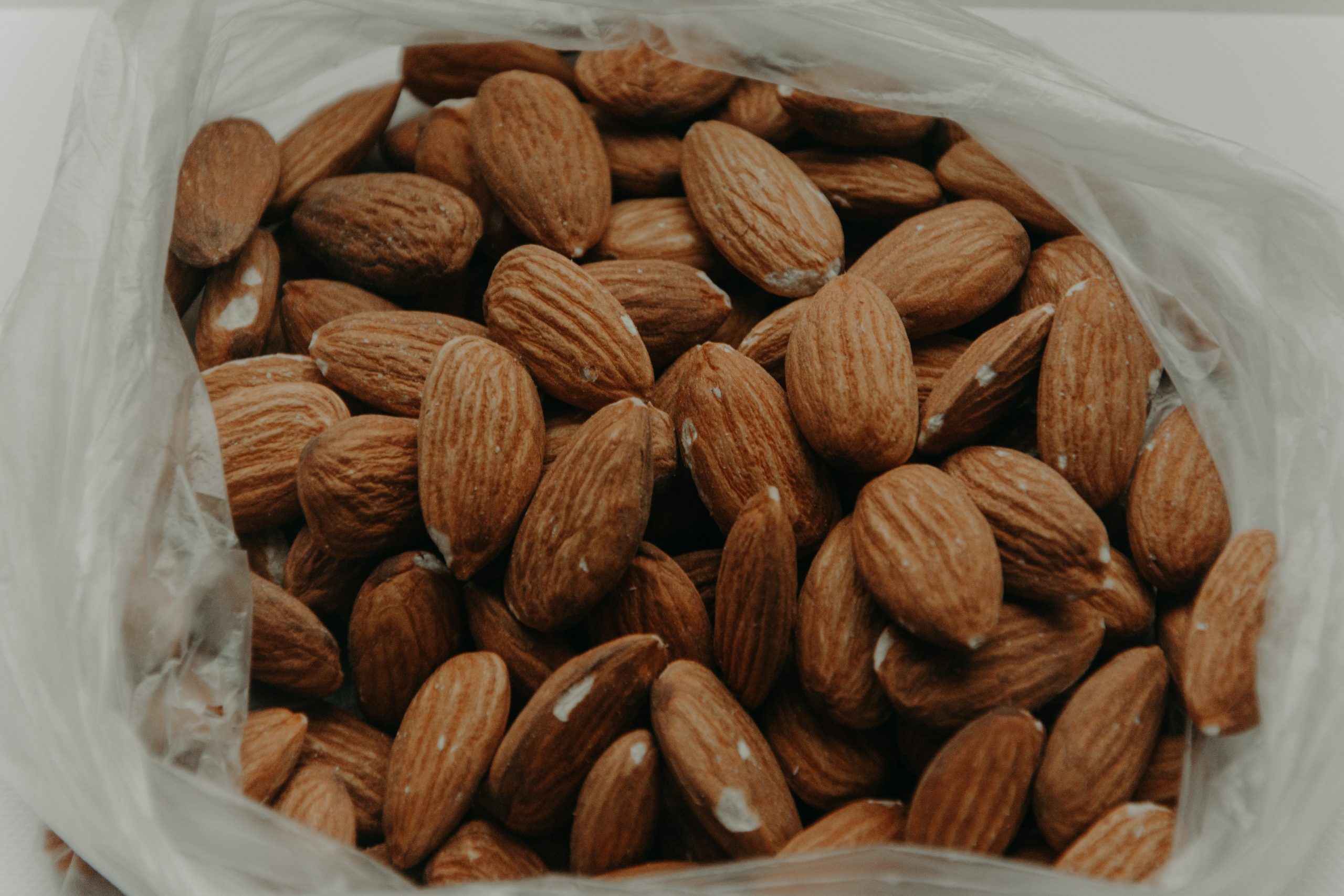 What Happens If You Eat 20 Almonds Every Day?